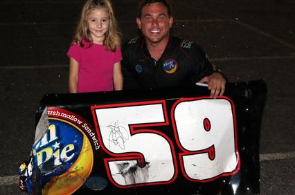 Roddey brought the fans to their feet in the final lap